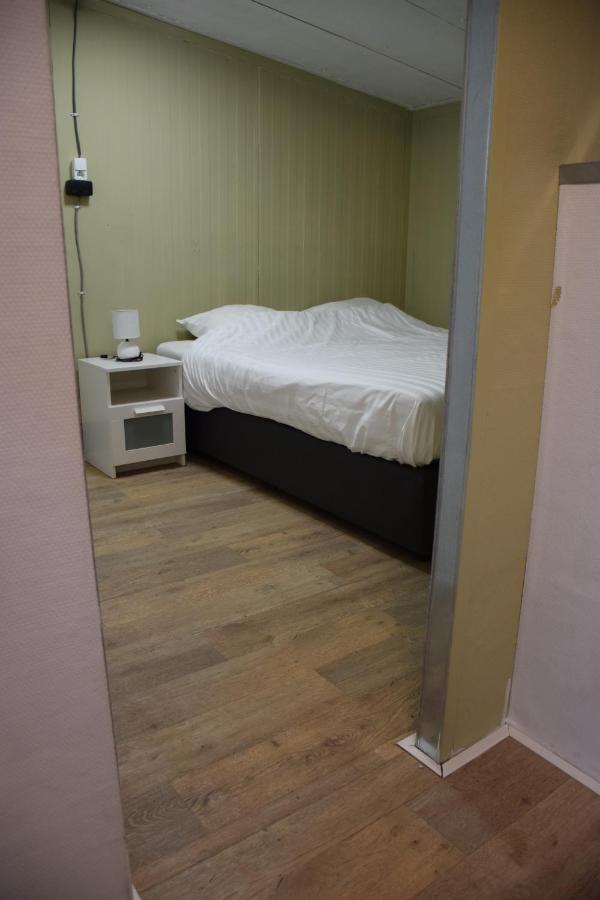 Camping Family Room Ter Aar Bagian luar foto